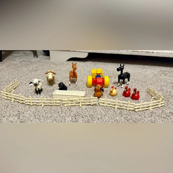 Vintage Fisher Price Barnyard Pals Animals Little People Lot 21 pcs 1970s Farm - Picture 2 of 4